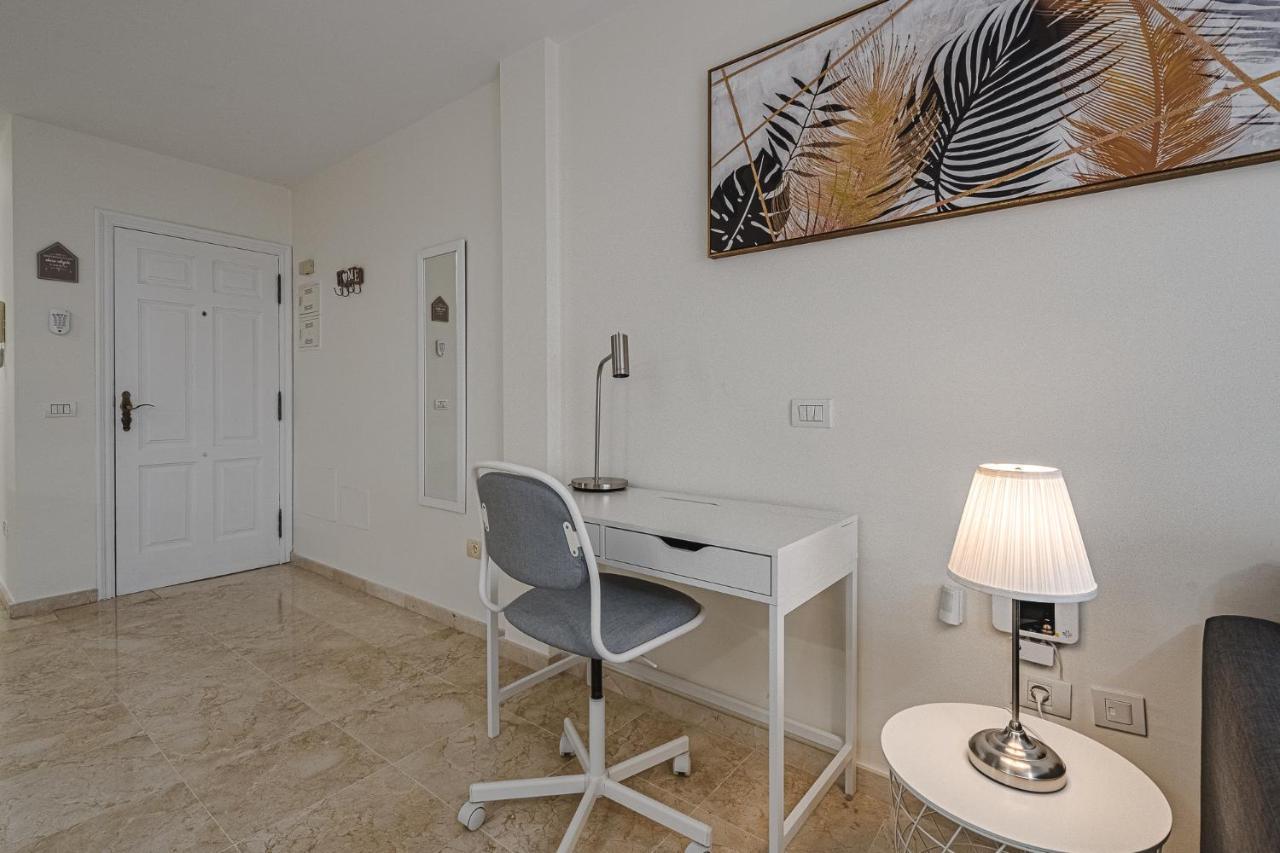 Paraiso Palm Mar Beautiful & Bright Renovated Apartment With Air Conditioning Extérieur photo