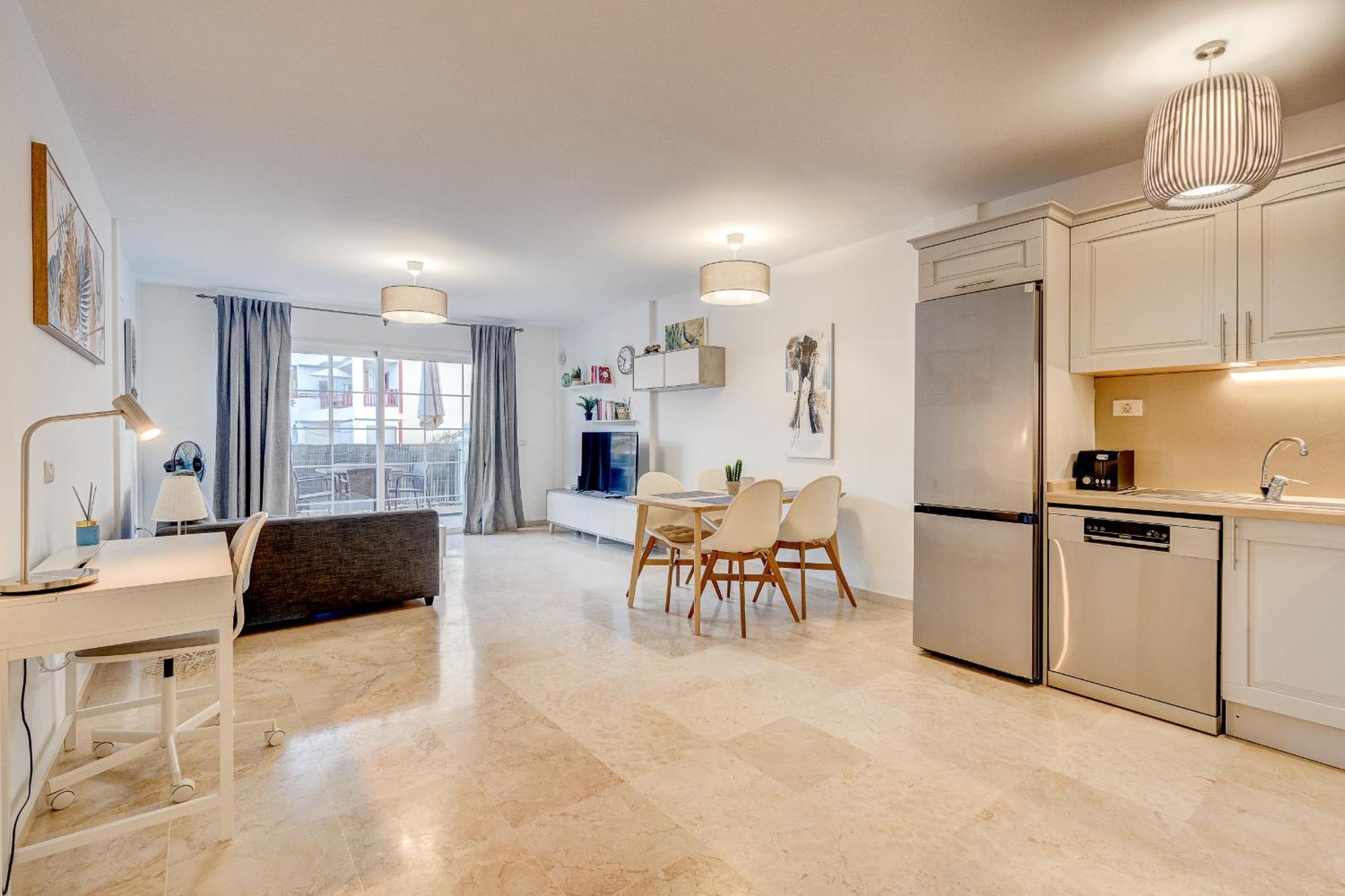 Paraiso Palm Mar Beautiful & Bright Renovated Apartment With Air Conditioning Extérieur photo